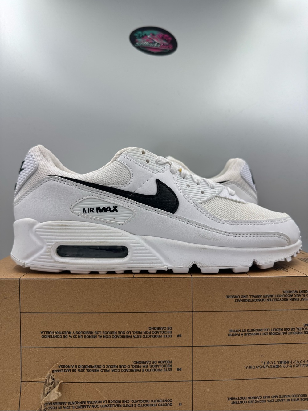 Nike Air Max 90 White Black BRAND NEW Size 10 Women - Picture 2 of 8